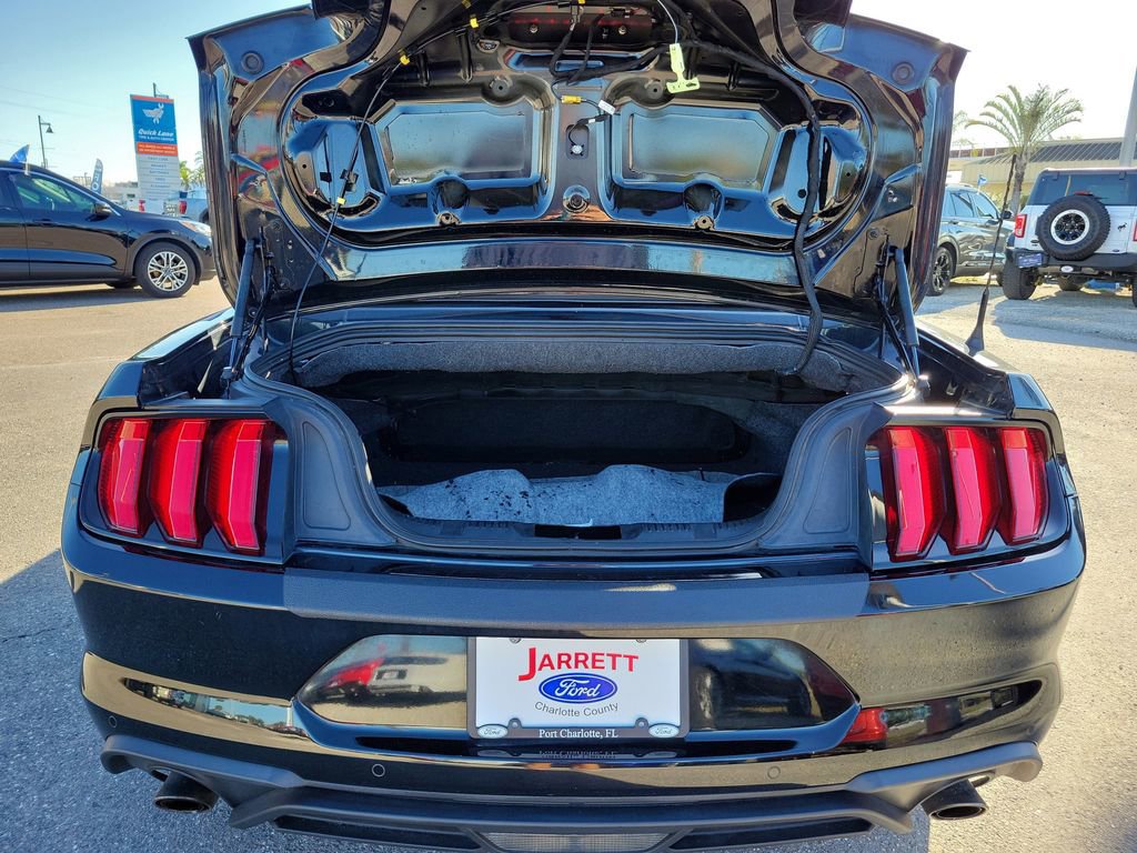 Certified 2020 Ford Mustang Premium image 3