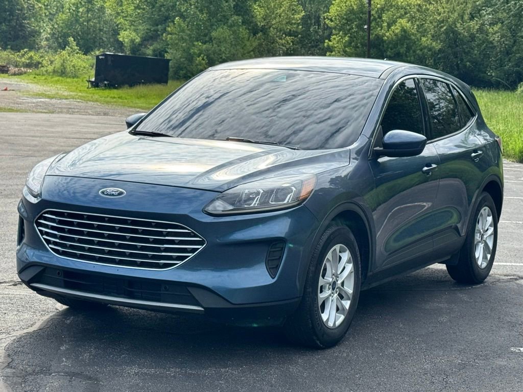 Certified 2020 Ford Escape SE FWD image 3