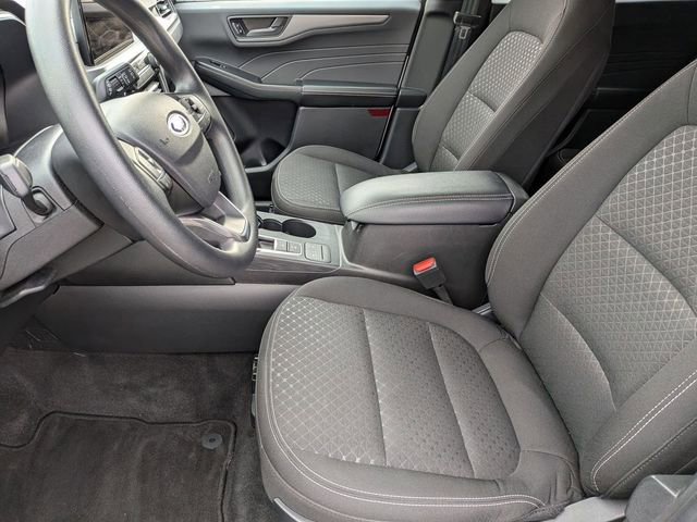 Certified 2025 Ford Escape Active AWD/4WD image 12