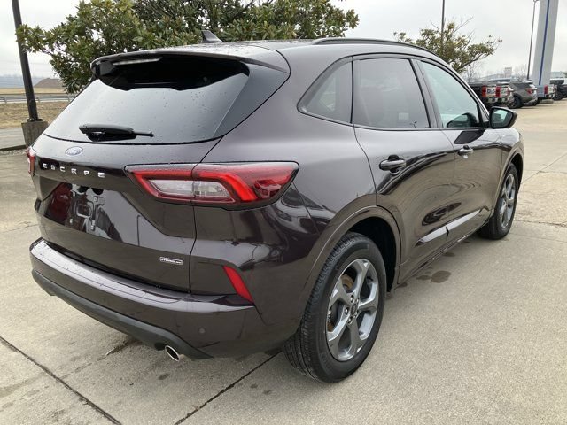 Certified 2023 Ford Escape ST-Line Select w/ Tech Pack #2 AWD/4WD image 6