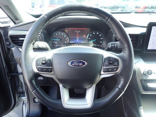 Certified 2022 Ford Explorer XLT image 24