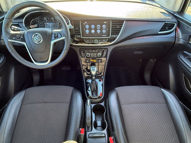 Used 2020 Buick Encore Preferred AWD/4WD image 24