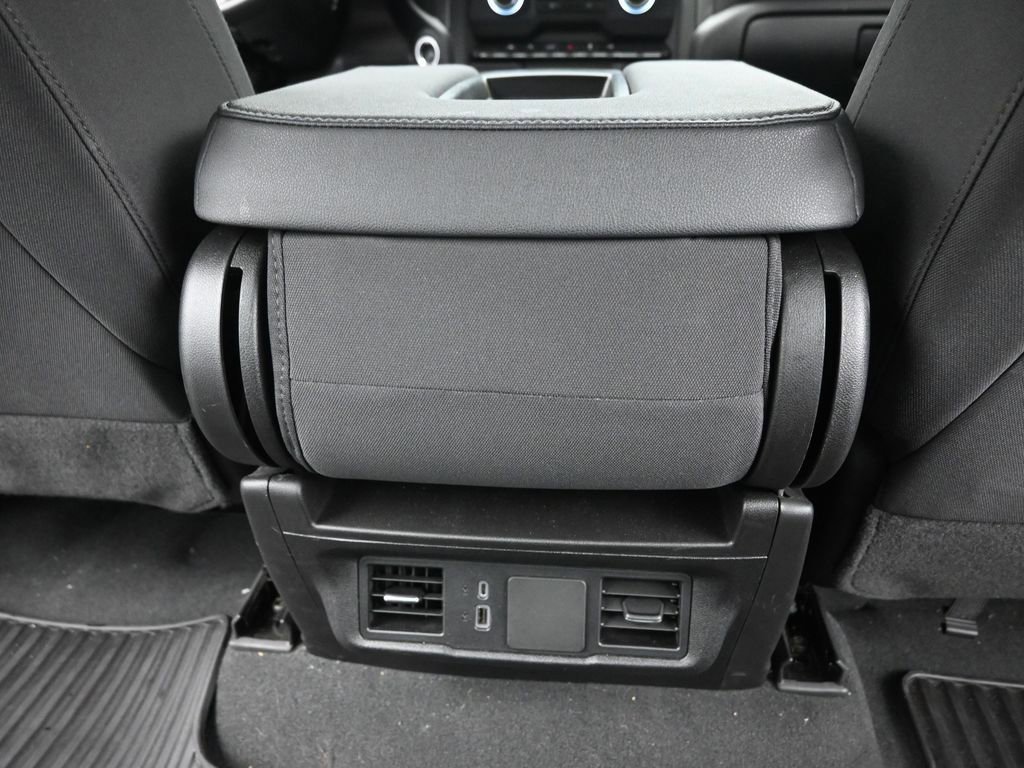 Used 2025 Chevrolet Silverado 1500 Custom image 18