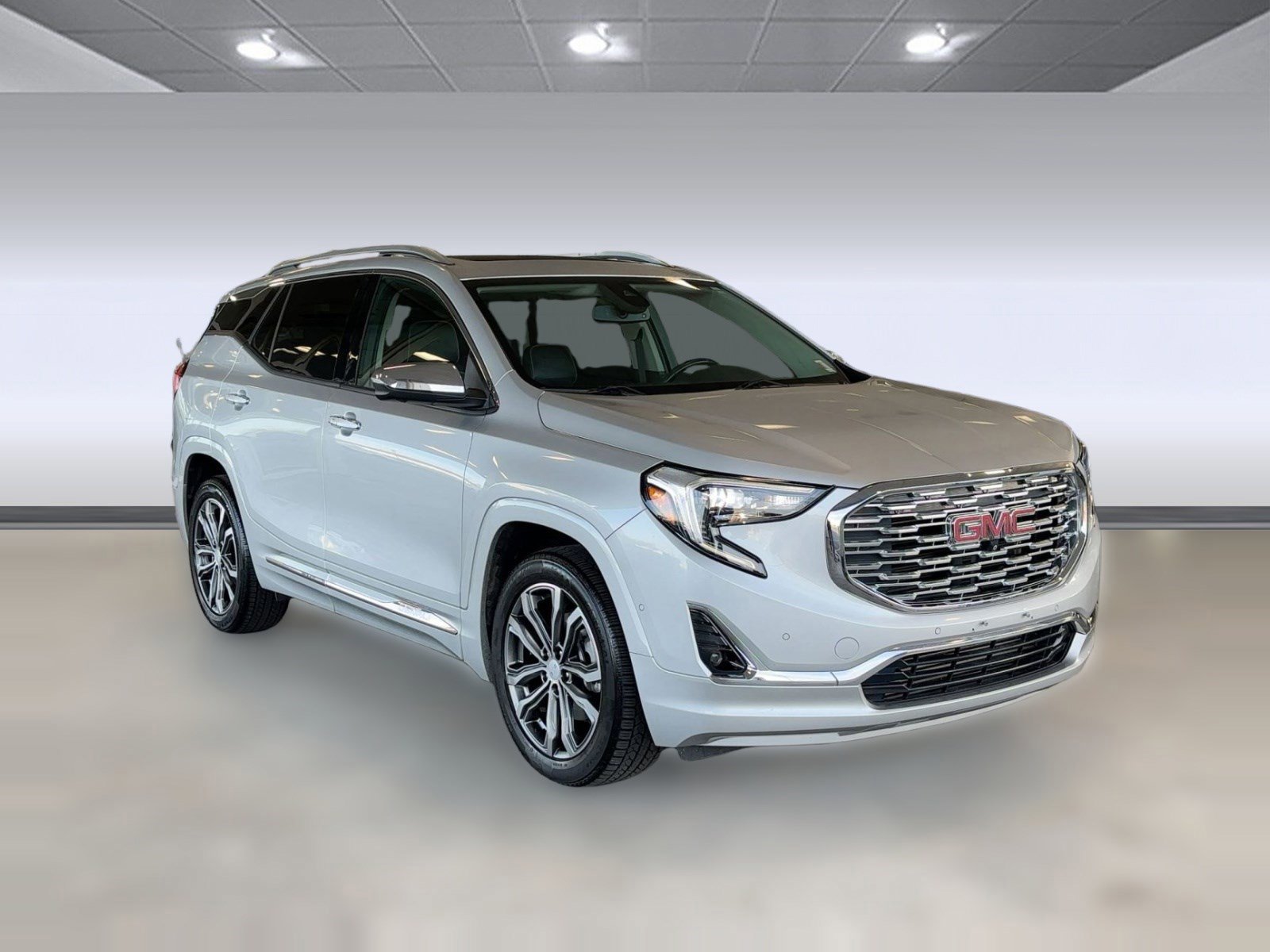 Used 2019 GMC Terrain Denali w/ Advanced Safety Package image 7