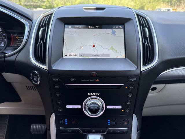 Certified 2018 Ford Edge Titanium w/ Equipment Group 302A AWD/4WD image 18