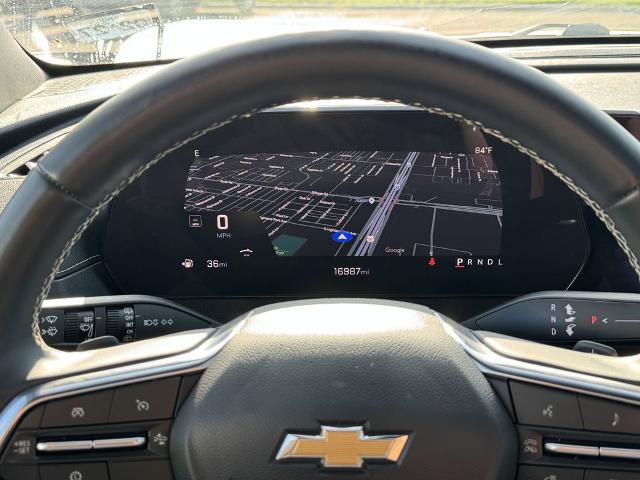 Used 2025 Chevrolet Traverse LT w/ Sun and Wheel Package FWD image 23