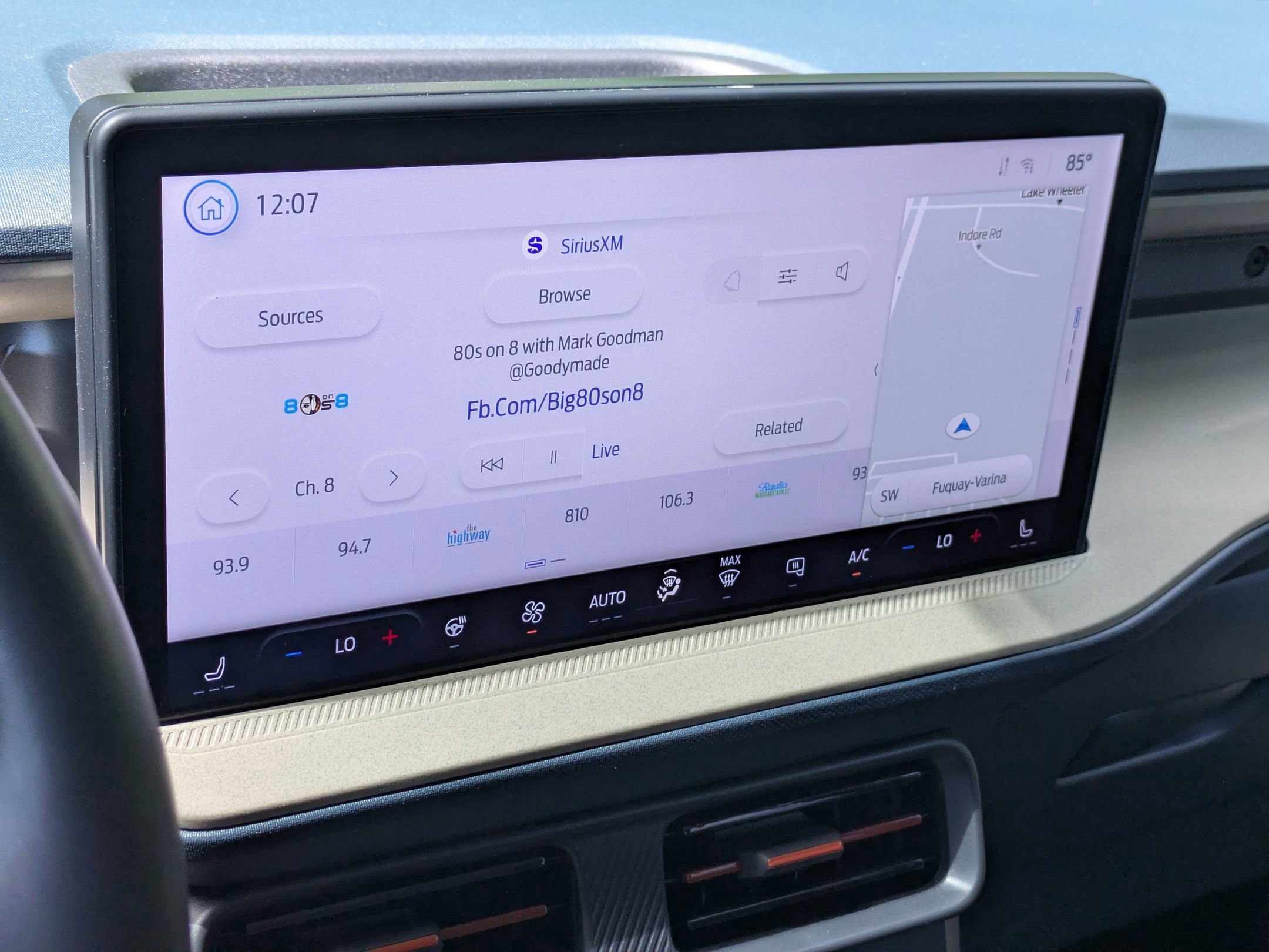 Certified 2025 Ford Maverick Lariat w/ 4K Tow Package image 20