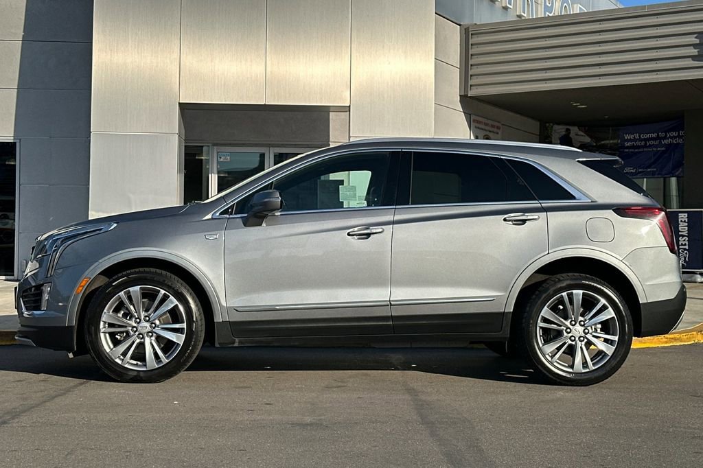 Used 2024 Cadillac XT5 Premium Luxury image 9