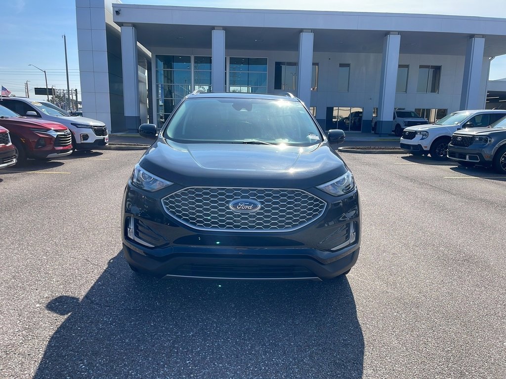 Certified 2024 Ford Edge SEL w/ Convenience Package image 6
