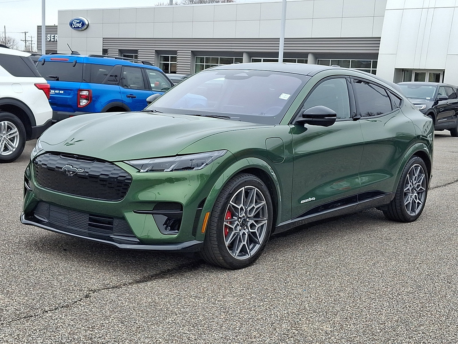 Certified 2025 Ford Mustang Mach-E GT image 2