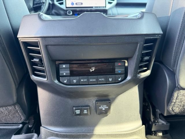 Used 2023 Toyota Sequoia Platinum AWD/4WD image 26