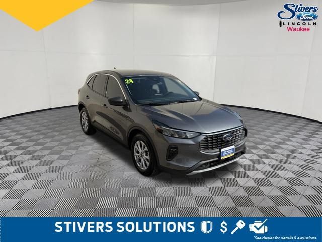 Certified 2024 Ford Escape Active FWD image 3