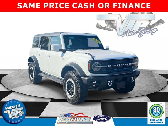 Certified 2022 Ford Bronco Outer Banks w/ Sasquatch Package AWD/4WD image 1