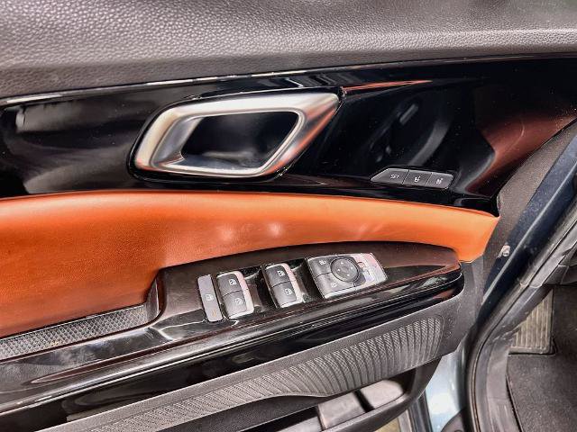 Used 2023 Kia Carnival SX FWD image 15