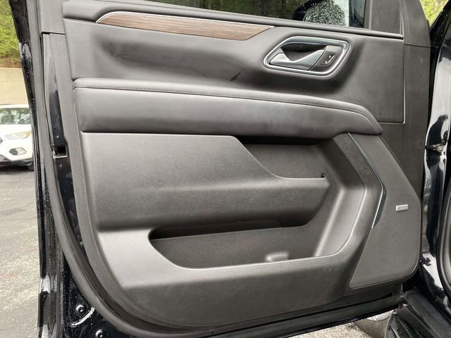 Used 2023 Chevrolet Suburban High Country image 23