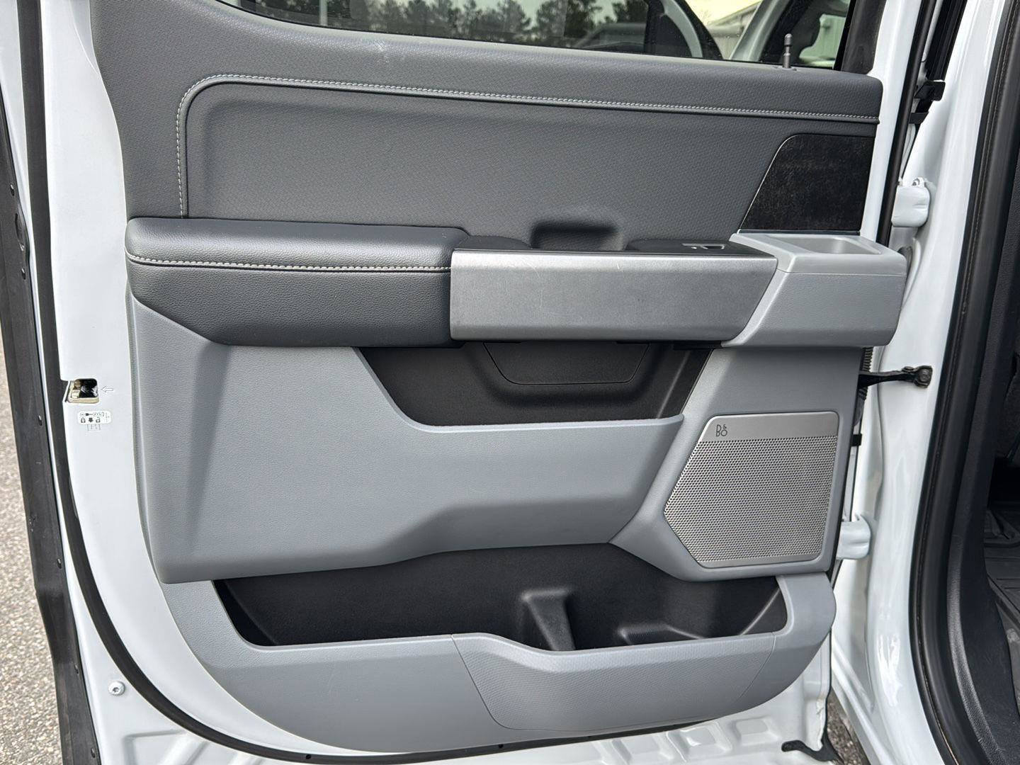 Certified 2022 Ford F150 XLT w/ Equipment Group 302A High image 15