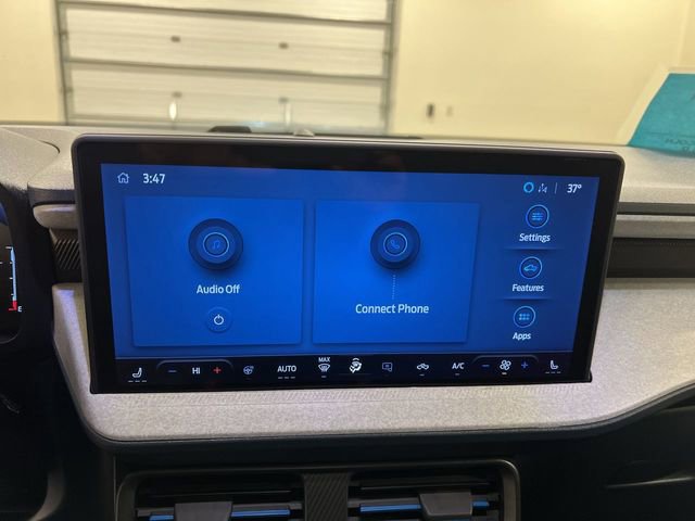 Certified 2025 Ford Maverick XLT w/ XLT Luxury Package image 14