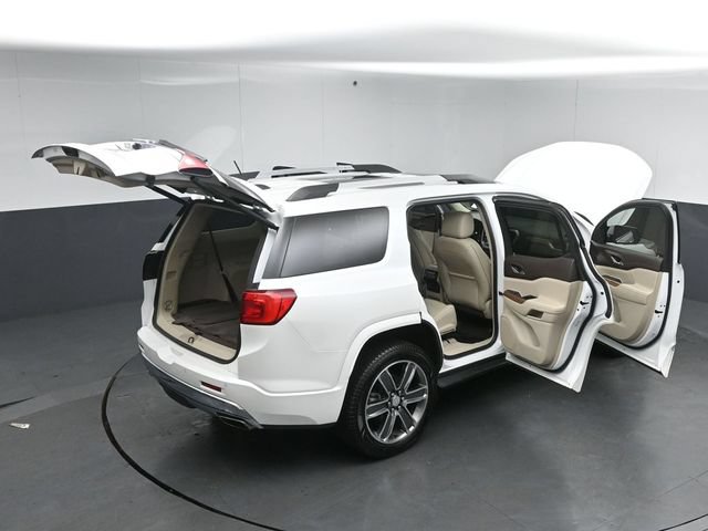 Used 2019 GMC Acadia Denali w/ Technology Package FWD image 60
