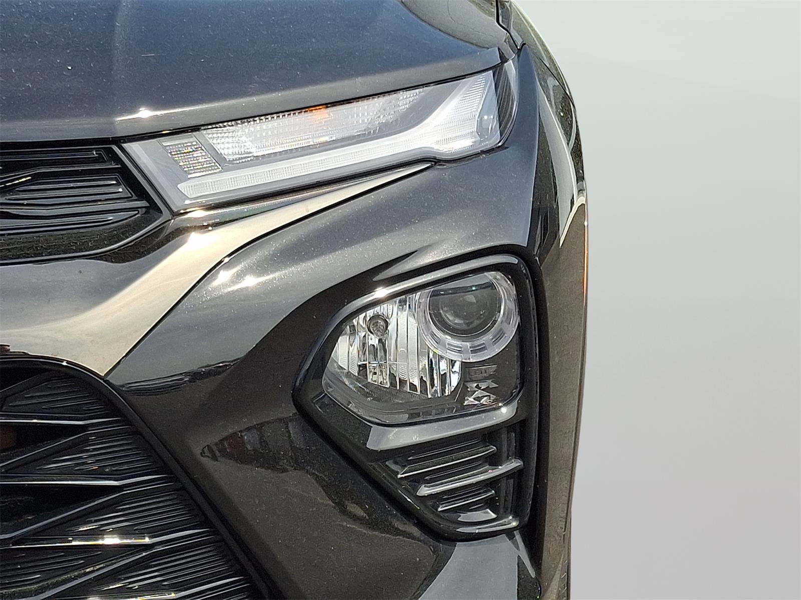 Used 2022 Chevrolet TrailBlazer RS w/ Technology Package image 8