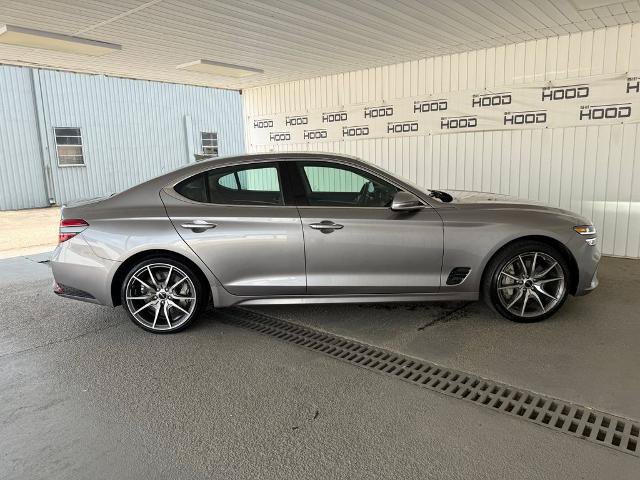 Used 2025 Genesis G70 2.5T RWD image 21