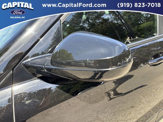 Used 2023 Chevrolet TrailBlazer RS w/ Sun and Liftgate Package image 11