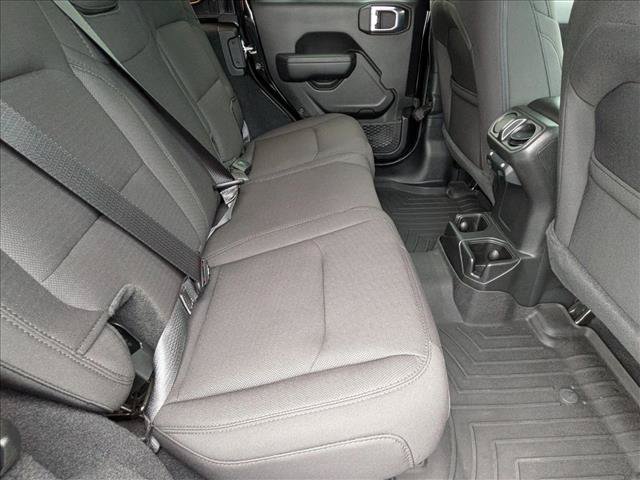 Used 2023 Jeep Wrangler Unlimited Sport AWD/4WD image 19
