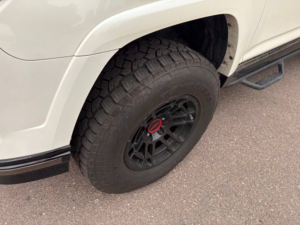 Used 2019 Toyota 4Runner Limited AWD/4WD image 11