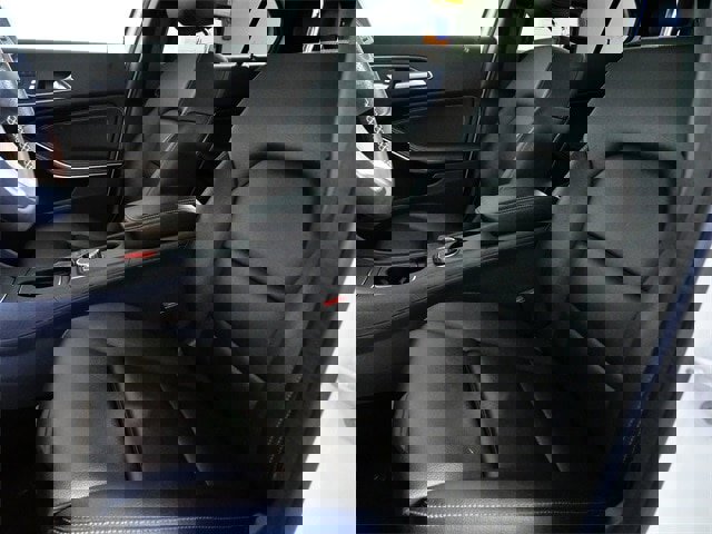 Used 2018 Mercedes-Benz GLA 250 4MATIC image 16