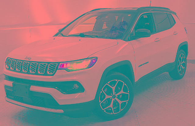 Used 2025 Jeep Compass Limited AWD/4WD image 6