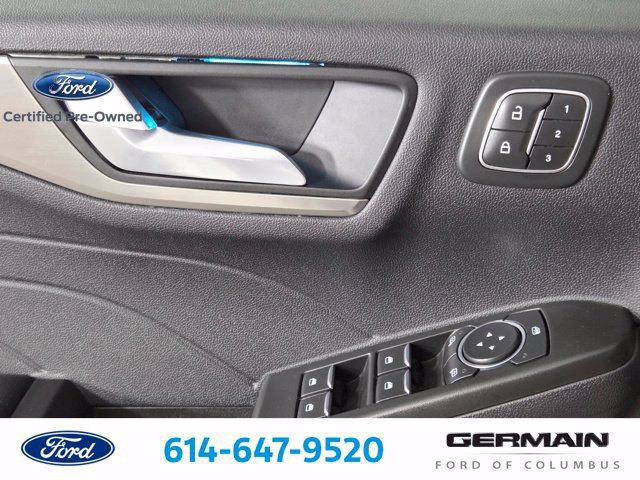 Certified 2022 Ford Escape Titanium AWD/4WD image 29