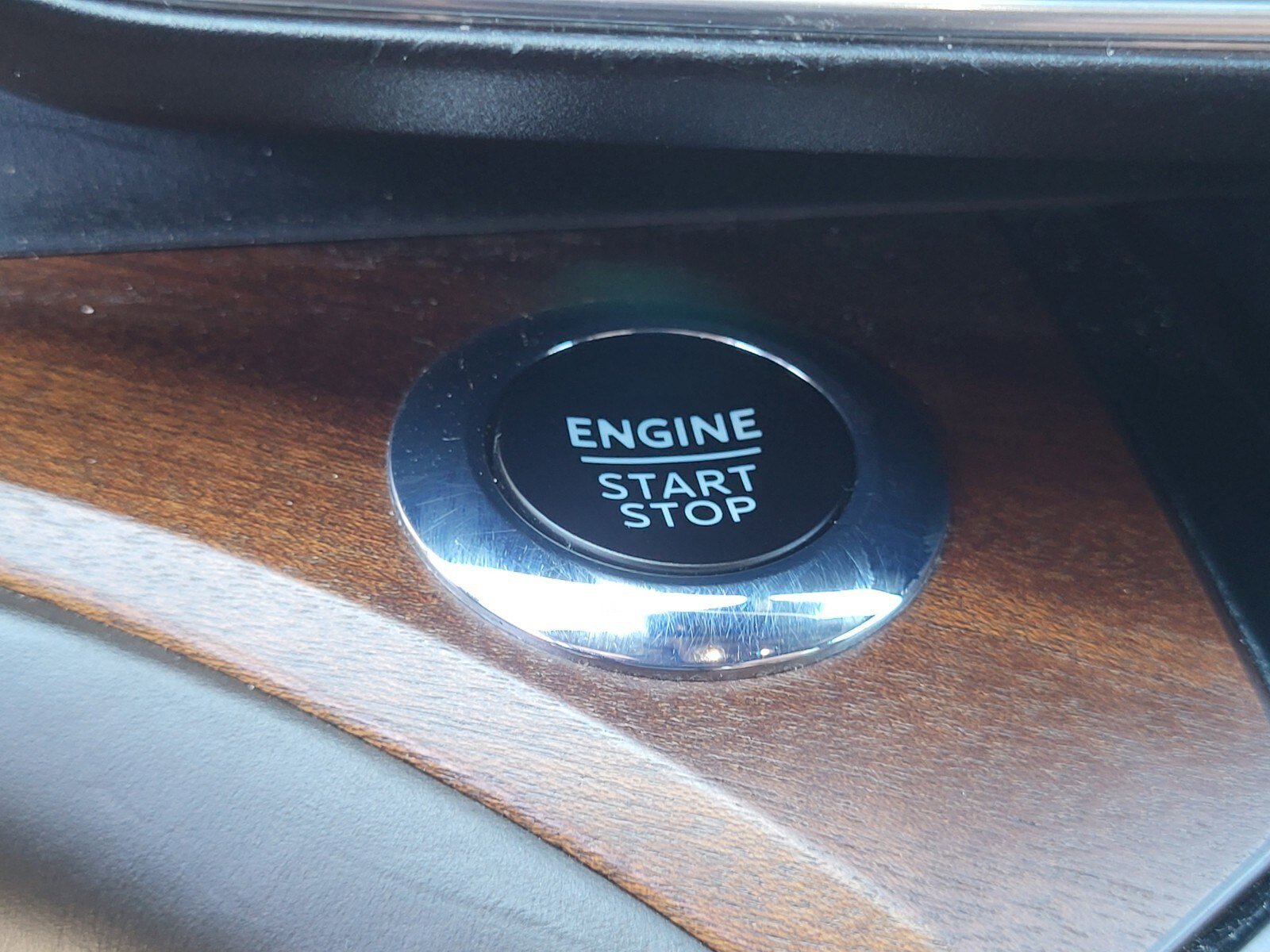 Certified 2023 Ford Explorer King Ranch w/ Technology Package image 25