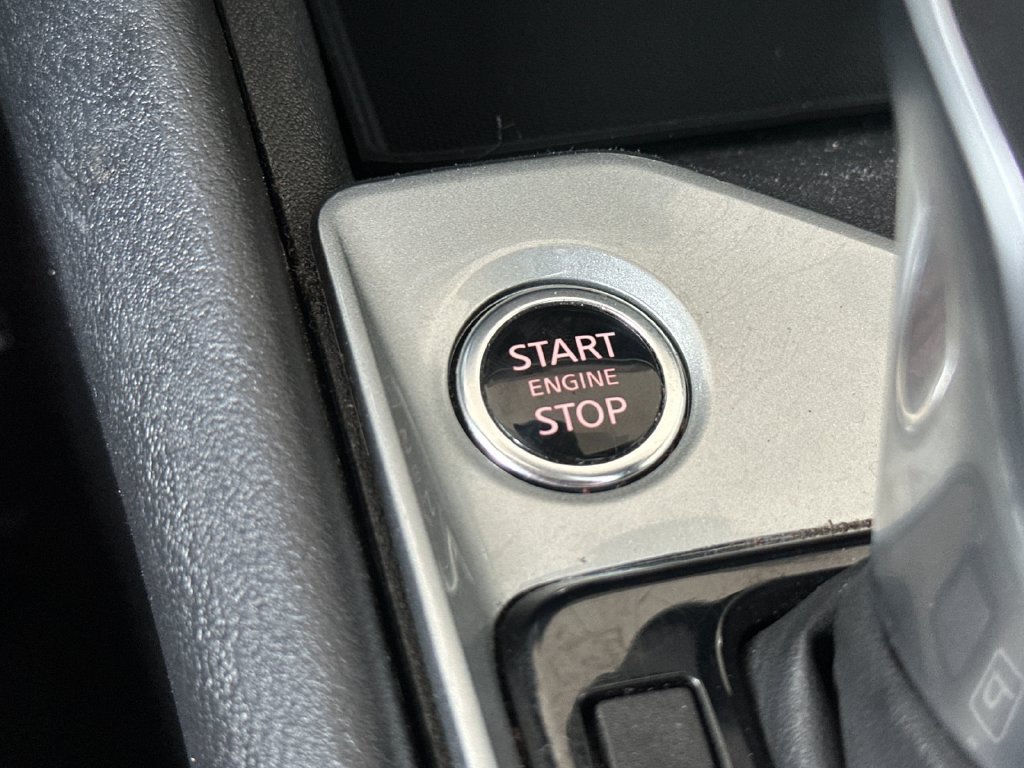Used 2025 Nissan Altima 2.5 SV FWD image 20