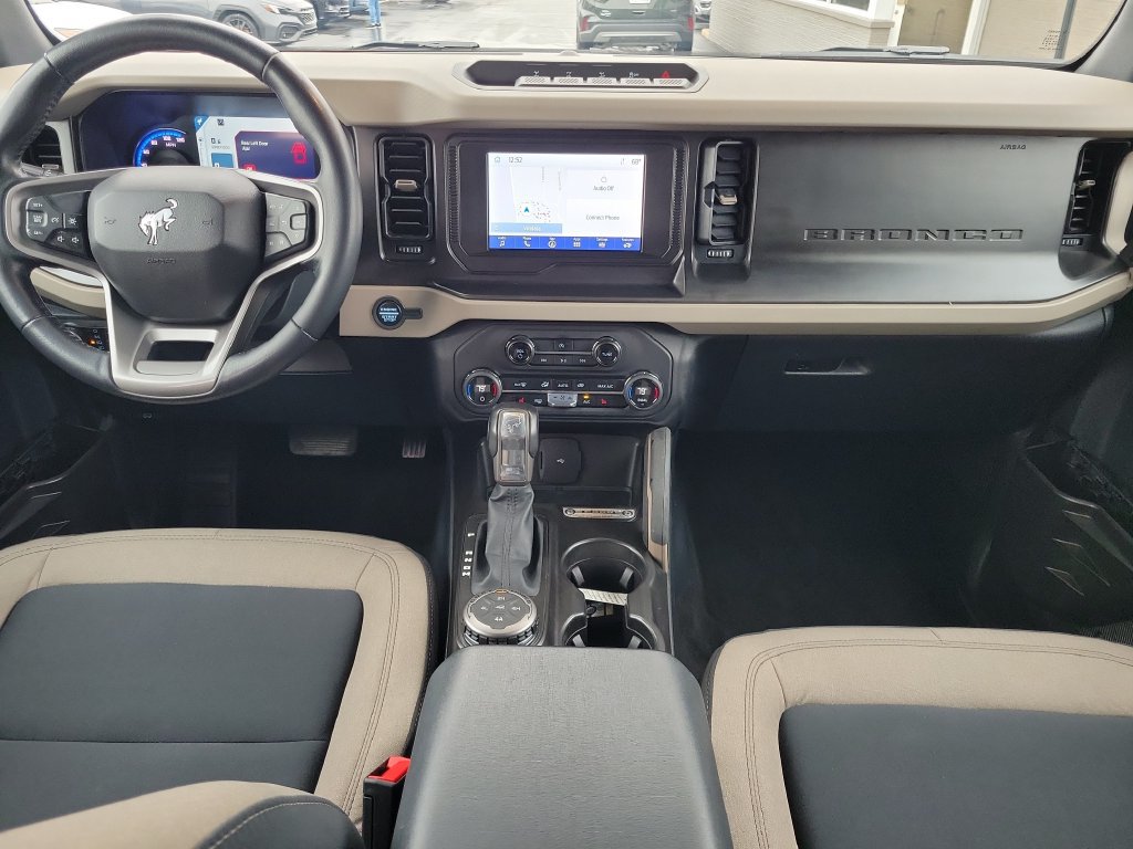 Certified 2023 Ford Bronco Big Bend w/ Sasquatch Package AWD/4WD image 11