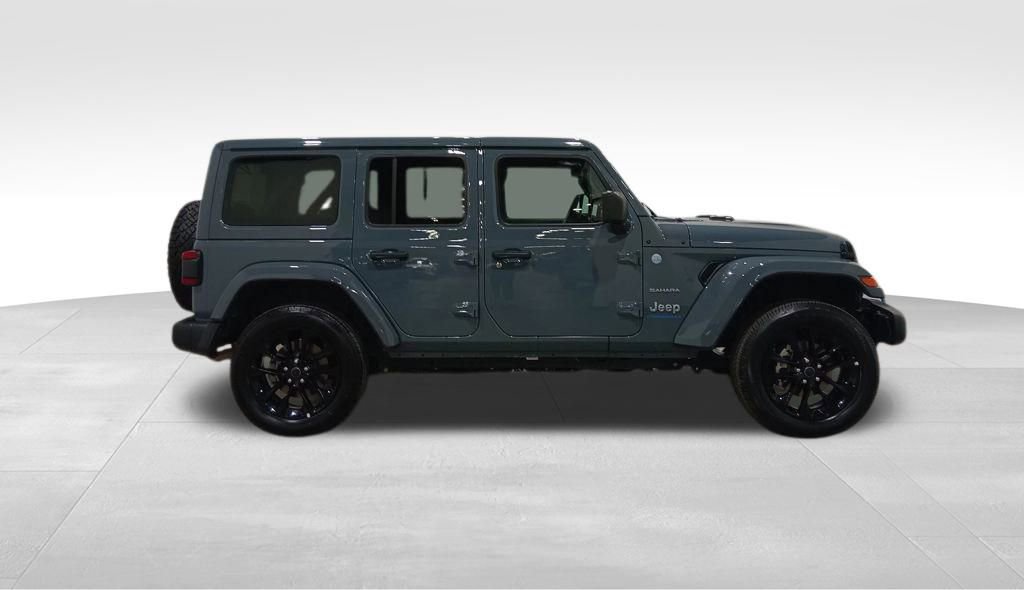 Used 2024 Jeep Wrangler Unlimited Sahara image 2