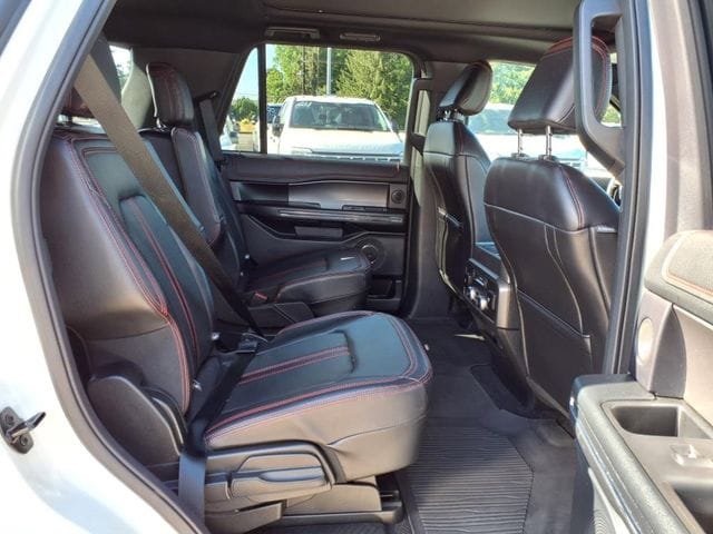 Certified 2021 Ford Expedition Limited AWD/4WD image 6