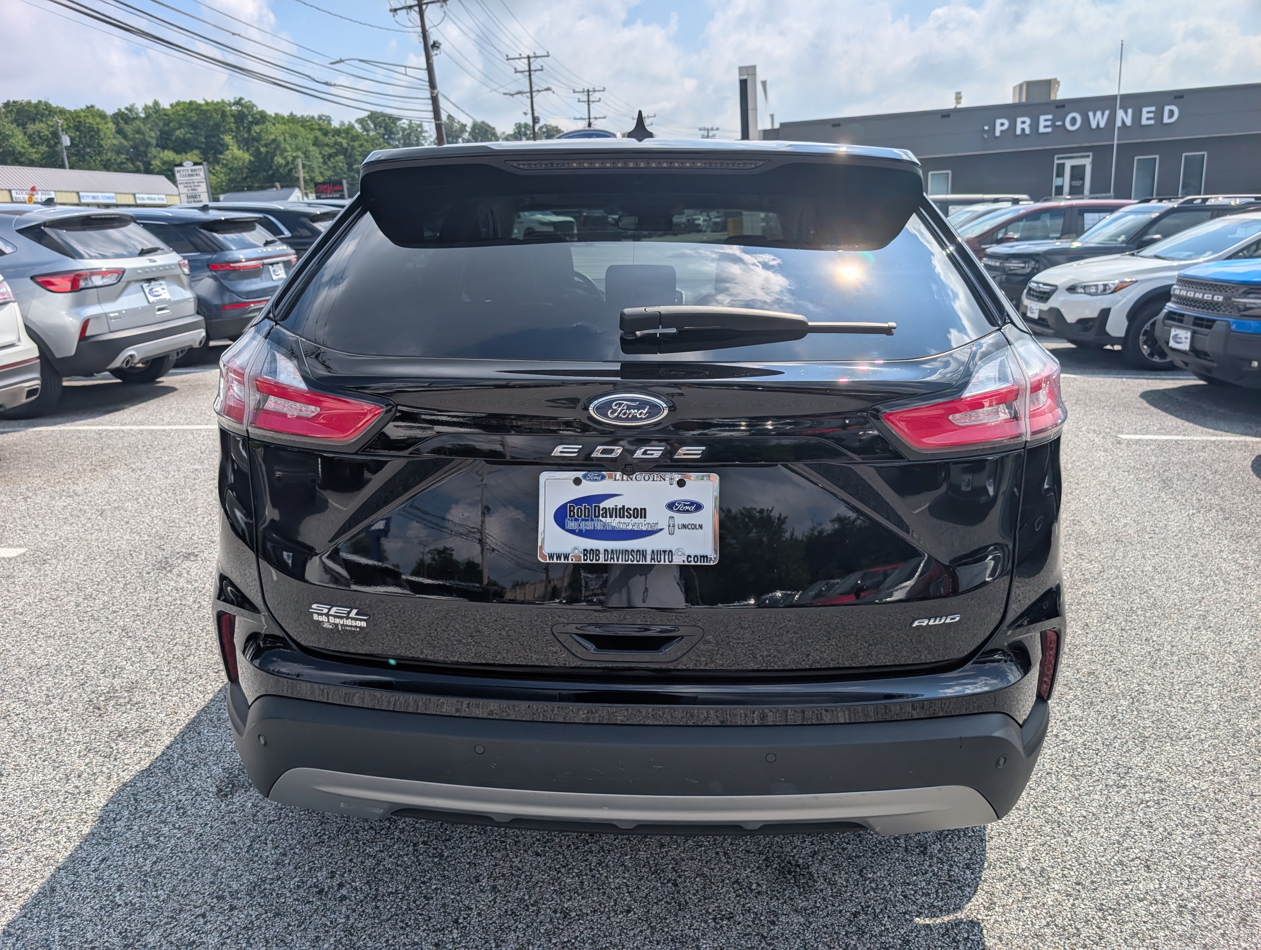 Certified 2022 Ford Edge SEL w/ Convenience Package AWD/4WD image 6