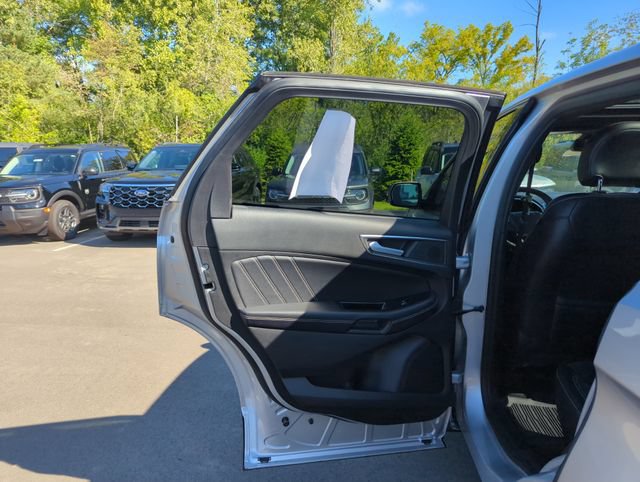 Certified 2019 Ford Edge ST w/ Equipment Group 401A AWD/4WD image 25