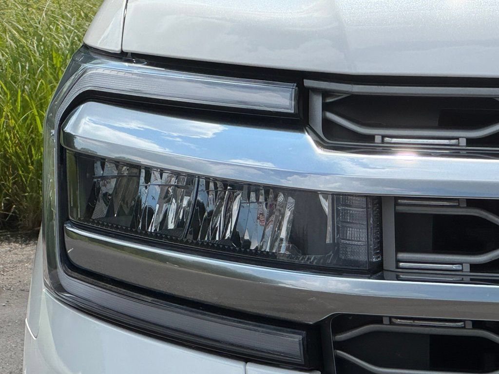 Certified 2023 Ford Expedition Max Platinum AWD/4WD image 4