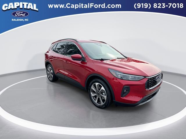 Certified 2025 Ford Escape Platinum w/ Premium Technology Package image 8