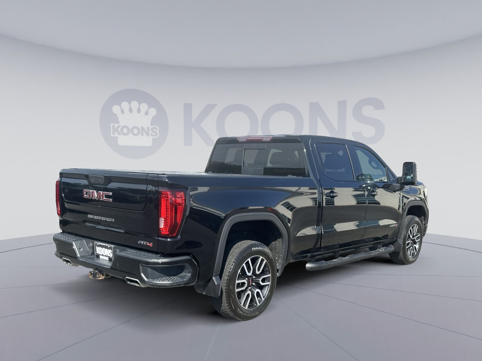 Used 2021 GMC Sierra 1500 AT4 w/ AT4 Preferred Package AWD/4WD image 16