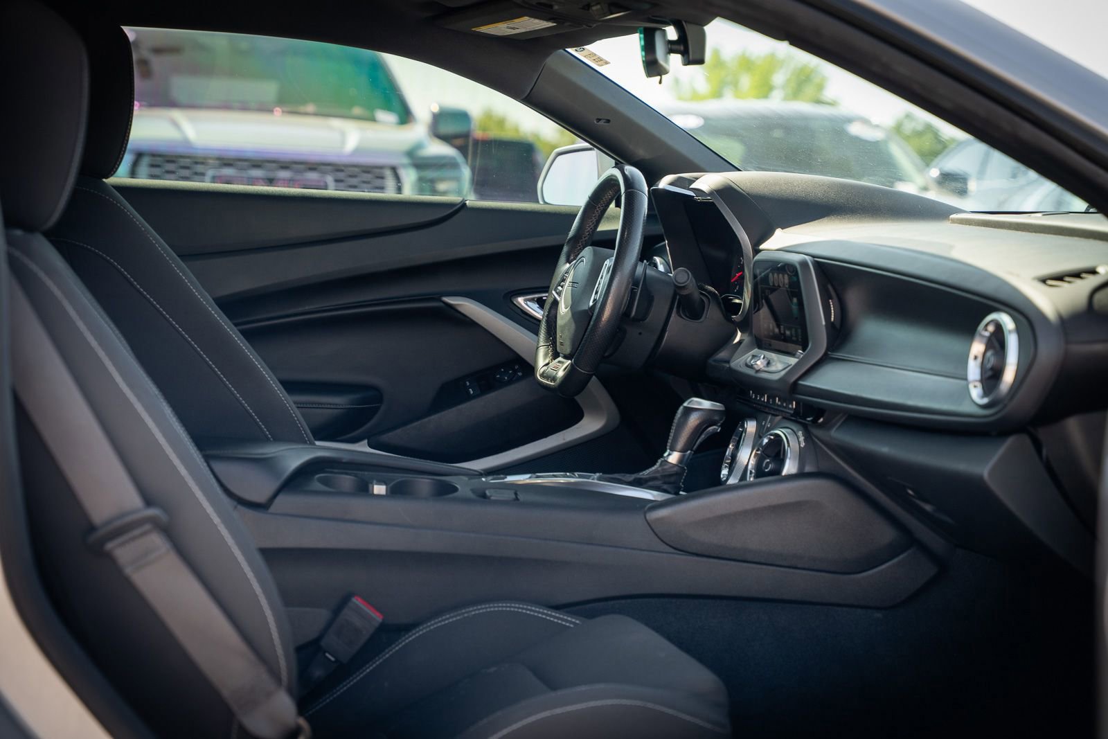 Used 2018 Chevrolet Camaro SS image 22