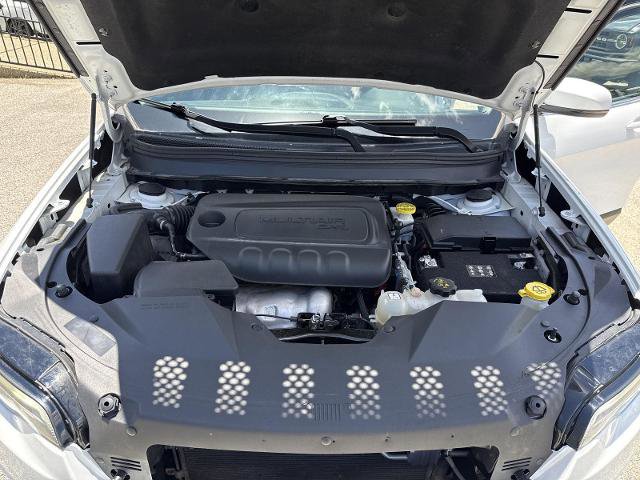 Used 2019 Jeep Cherokee Latitude Plus FWD image 29