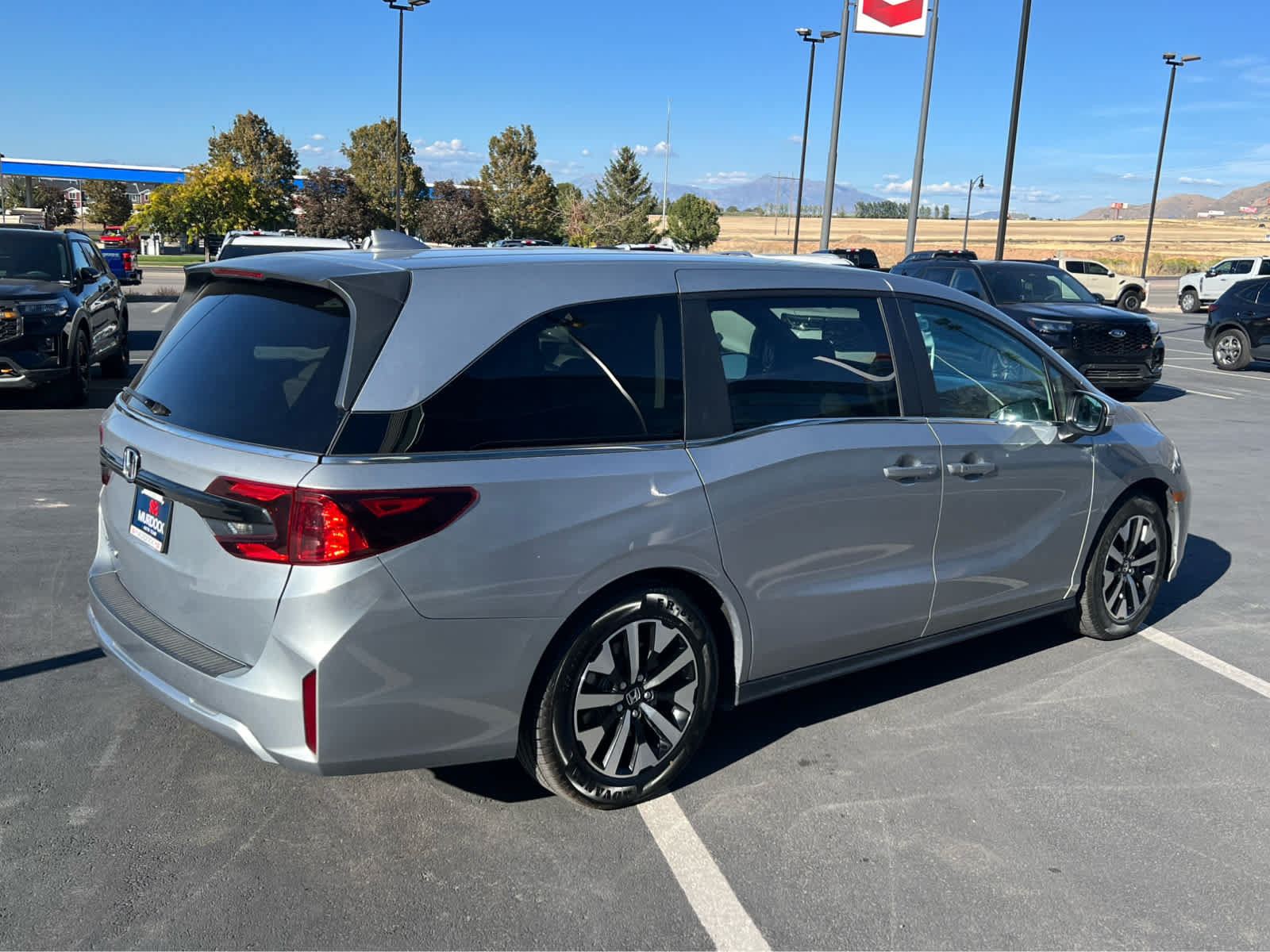 Used 2025 Honda Odyssey EX-L image 16