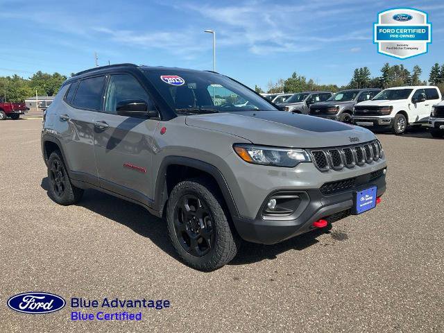 Used 2023 Jeep Compass Trailhawk w/ Trailhawk Convenience Group AWD/4WD image 5