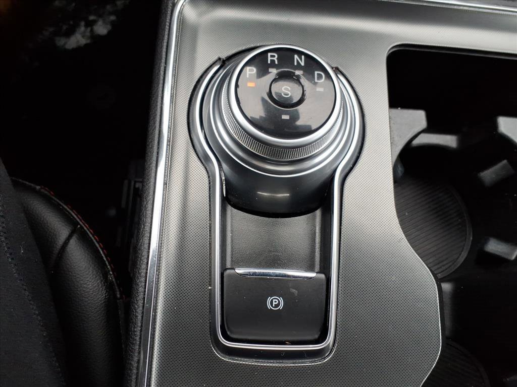 Certified 2024 Ford Edge ST-Line image 18