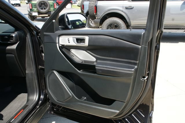 Certified 2023 Ford Explorer ST w/ Equipment Group 401A AWD/4WD image 37