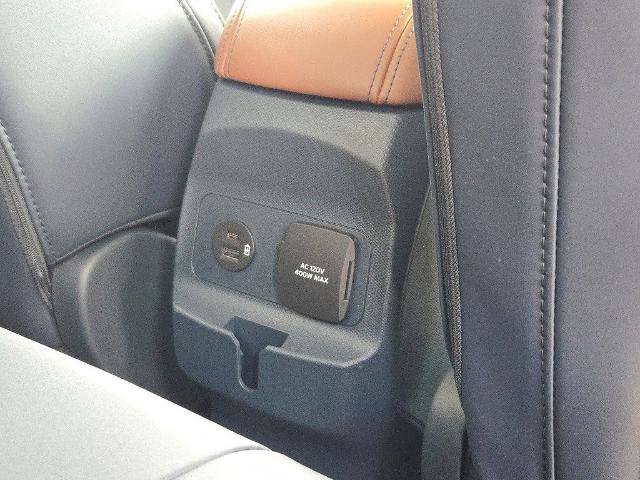 Certified 2024 Ford Maverick Lariat w/ 4K Tow Package image 11