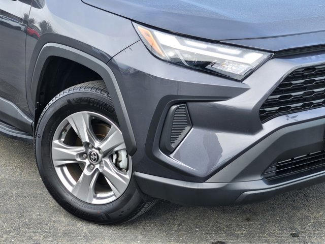 Used 2025 Toyota RAV4 XLE image 9