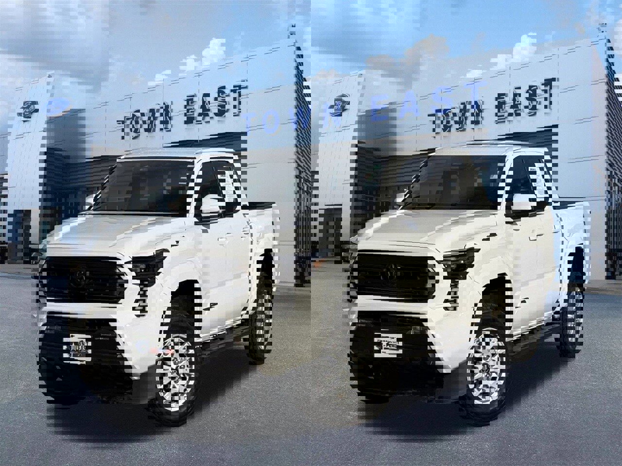 Used 2024 Toyota Tacoma SR5