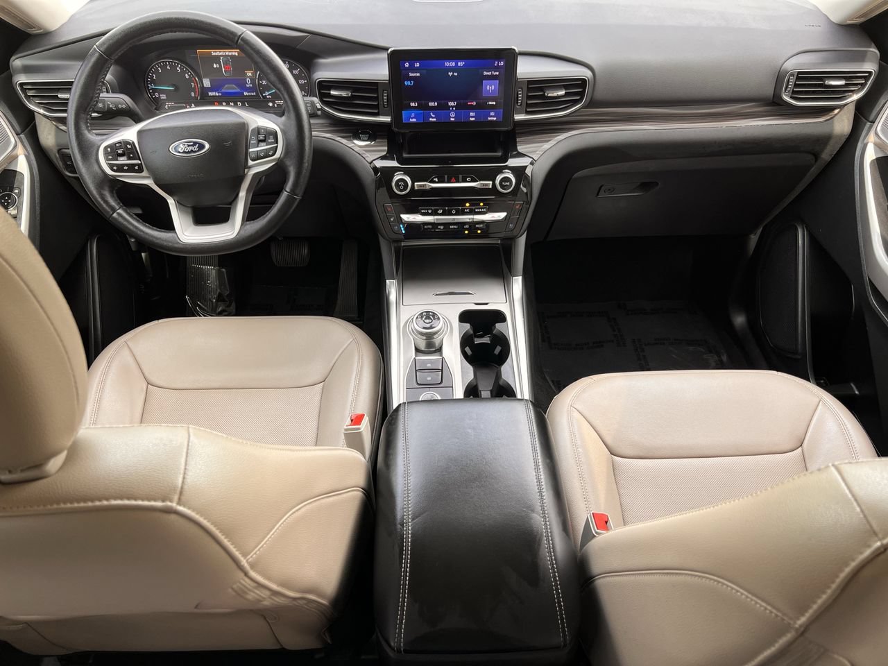 Certified 2023 Ford Explorer Limited AWD/4WD image 9